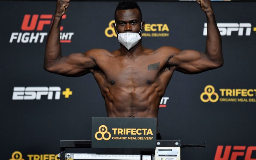 Результаты взвешивания турнира UFC on ESPN+ 39: Юрайа Холл - Андерсон Сильва