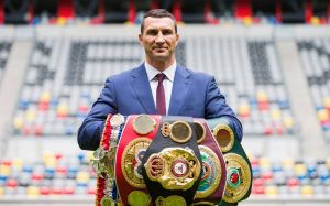 Филип Хргович: "У Владимира Кличко отличные шансы ударно вернуться"