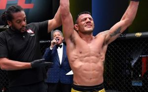 Слова Рафаэля Дос Аньоса после победы над Фелдером на UFC Fight Night 182