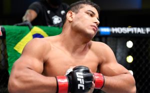 Пауло Коста намекнул, когда вернется в октагон UFC
