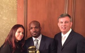 Тимоти Бредли - лучший боец 2015 года по версии Veteran Boxing Association.