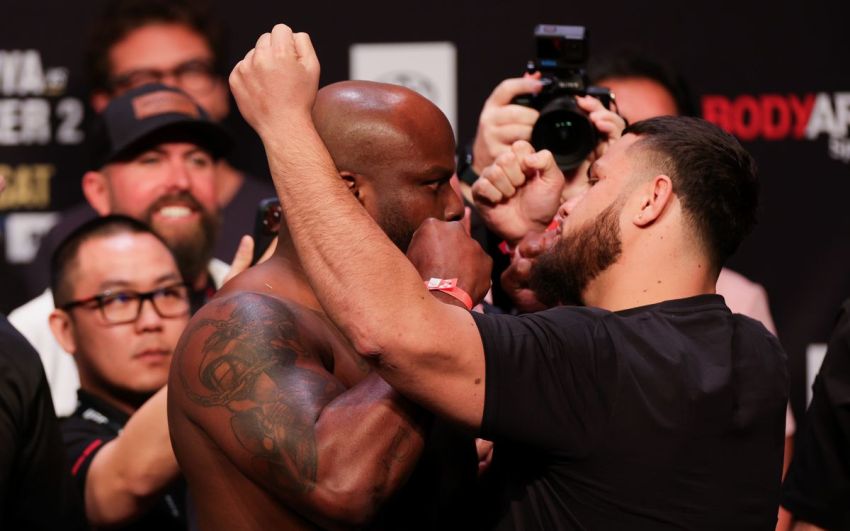 Видео боя Деррик Льюис - Тай Туиваса UFC 271