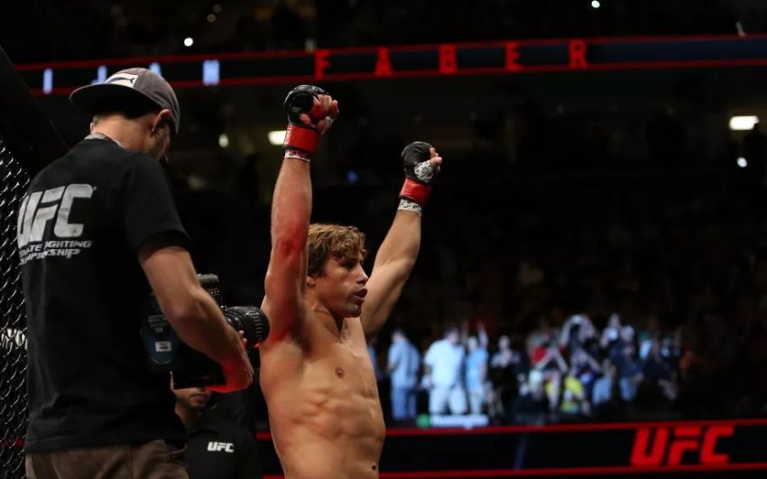 Юрайа Фэйбер заявил, что принял поединок и возвращается в UFC