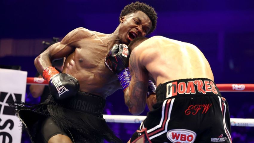 Абдулла Мейсон перебоксировал Сэма Ноукса и стал чемпионом WBO в легком весе