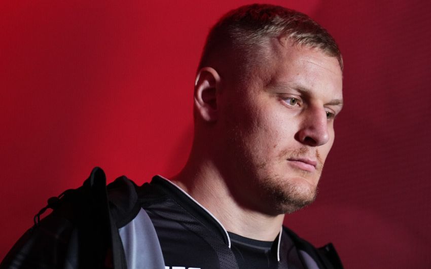 Павлович оставил послание для тяжеловесов UFC: "Не расслабляйтесь, я скоро вернусь!"