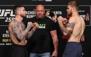 Видео боя Шон Брейди - Джейк Мэттьюз UFC 259