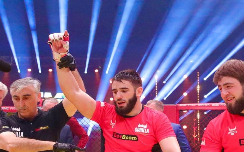 Видео боя Саламу Мунаев – Израиль Хизбулаев AMC Fight Nights 110
