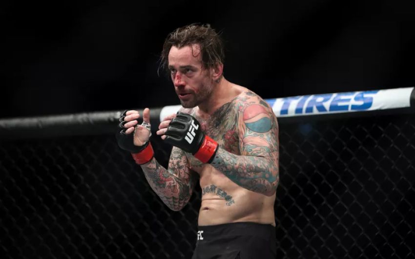 Микки Галл: "Бой CM Punk - Майк Джексон длился слишком долго"