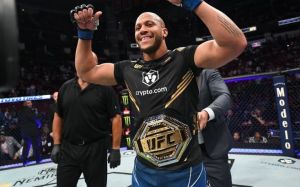 Рейтинг бойцов UFC за сентябрь 2021 года