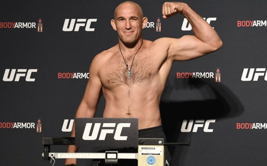 Алексей Олейник озвучил дату следующего поединка в UFC