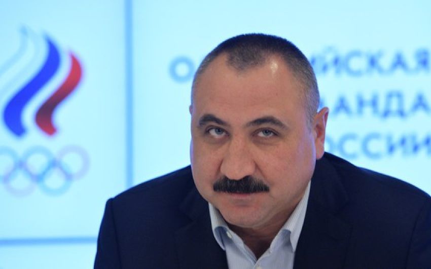 Тренерский штаб олимпийской сборной России по боксу подал в отставку.