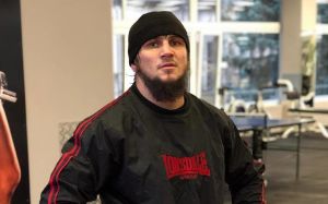 Багов рассказал, как травмировался перед боем, спаррингуя с Чимаевым