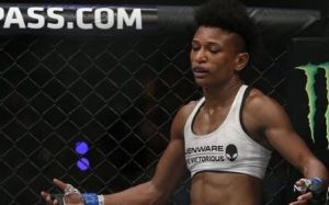 Анджела Хилл не сможет выступить на UFC 207 из-за правил антидопинговой политики USADA