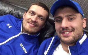 Александр Гвоздик поддержал Усика перед боем с Джошуа: "Твори историю! Сегодня твой день"