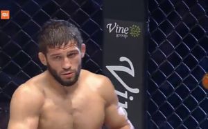 Road FC 46: Шамиль Завуров победил Рониса Торреса единогласным решением