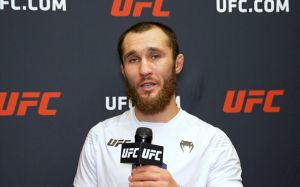 Боец UFC Морозов о многоженстве:"Мне к этому еще прийти нужно"