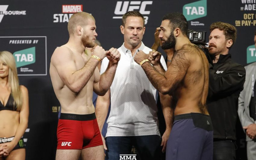 Видео боя Ростем Акман - Джейк Мэттьюс UFC 243