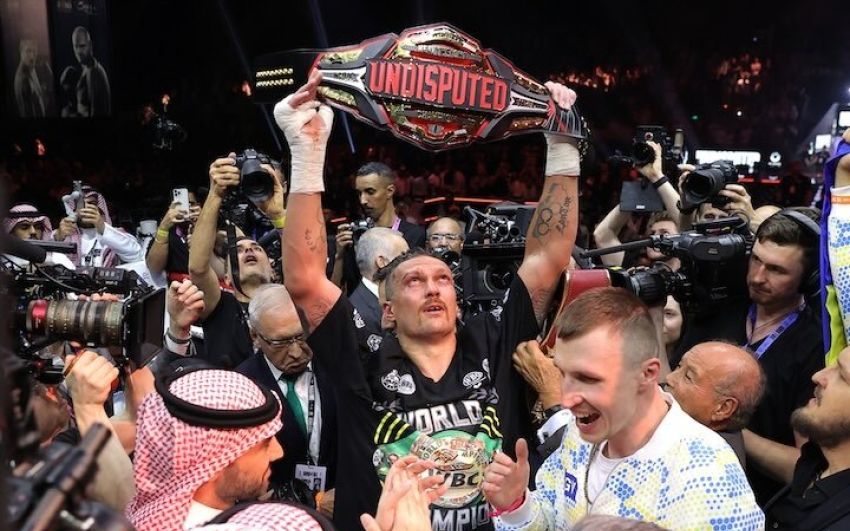 Александр Усик обратился в IBF с просьбой сохранить титул для реванша с Тайсоном Фьюри