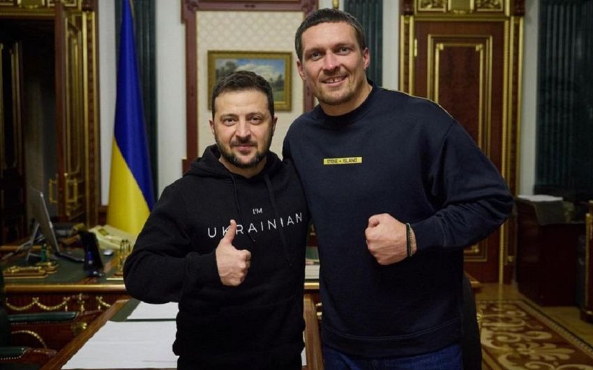 Александр Усик восхитился Зеленским: "Он красавец. Если бы он убежал – все, ничего бы не было"