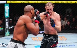 Видео боя Сирил Ган – Александр Волков UFC 310