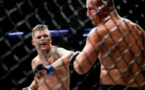 Бой Чейза Шермана и Шамиля Абдурахимова добавлен в кард UFC Fight Night 122