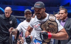 Видео боя Кшиштоф Йотко - Дэвид Бранч UFC 211