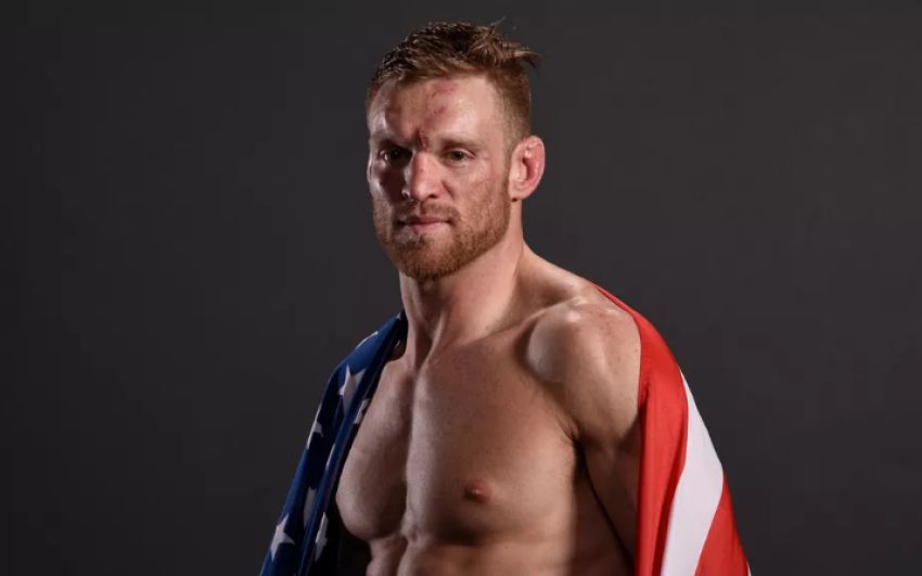 Скотт Холцман подписал с UFC контракт на четыре боя