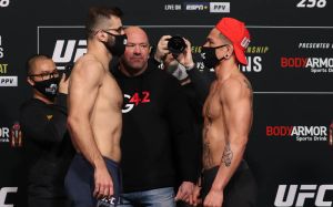 Видео боя Джулиан Маркес - Маки Питоло UFC 258