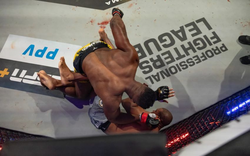 Фрэнсиса Нганну нокаутировал Ренана Феррейру на PFL Super Fights