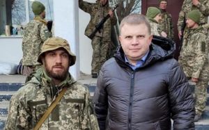 Оскар Де Ла Хойя восхитился братьями Кличко, Усиком и Ломаченко: "Они готовы рискнуть жизнью ради своей страны"