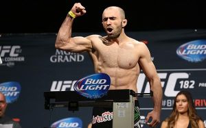 UFC Fight Night 146: Омари Ахмедов победил Тима Ботча решением судей
