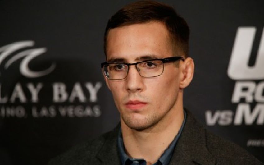 Рори Макдональд подписал контракт с Bellator