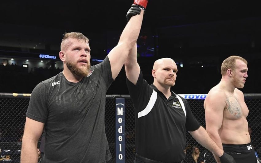 Сергей Спивак потерпел поражение Марчину Тыбуре на UFC Fight Night 169