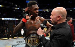 Исраэль Адесанья победил Йоэля Ромеро на UFC 248