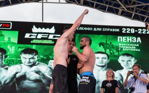 Видео боя Артем Манышев - Акбар Гаджиэкперов GFC 15