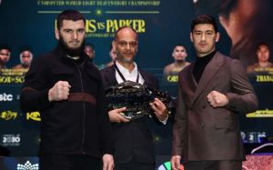 Олимпийский чемпион Тищенко оценил шансы Бетербиева и Бивола в реванше