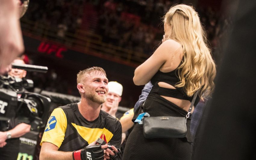  Зарплаты участников турнира UFC Fight Night 109