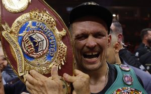 Александр Усик возглавил рейтинг P4P от ESPN