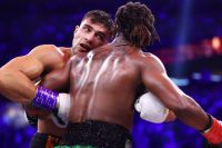 Джон Фьюри прокомментировал спорную победу сына над KSI: "За этим было ужасно наблюдать"