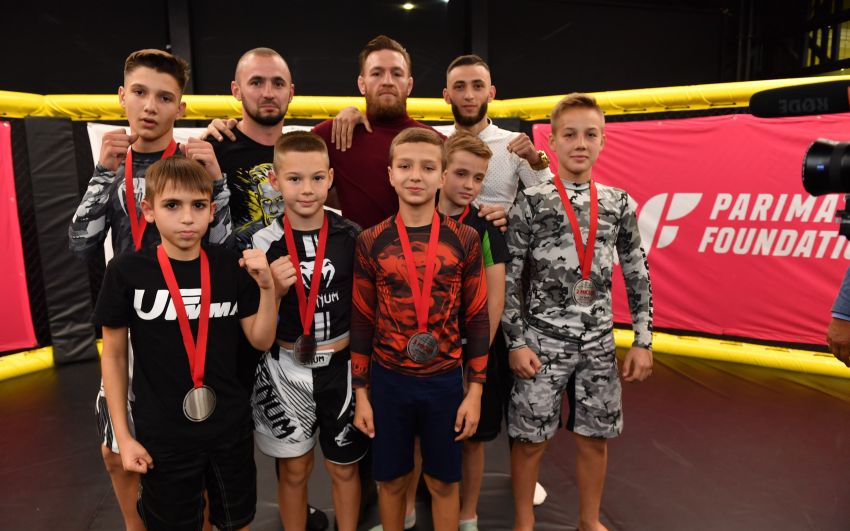 В Киеве прошел турнир по MMA среди детей, который посетил Конор МакГрегор