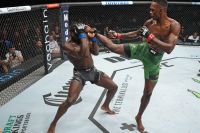 Исраэль Адесанья без блеска победил Джареда Каннонье на UFC 276