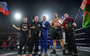 Хрюнов: Бой Ортис - Устинов состоится 17 сентября на PPV-шоу