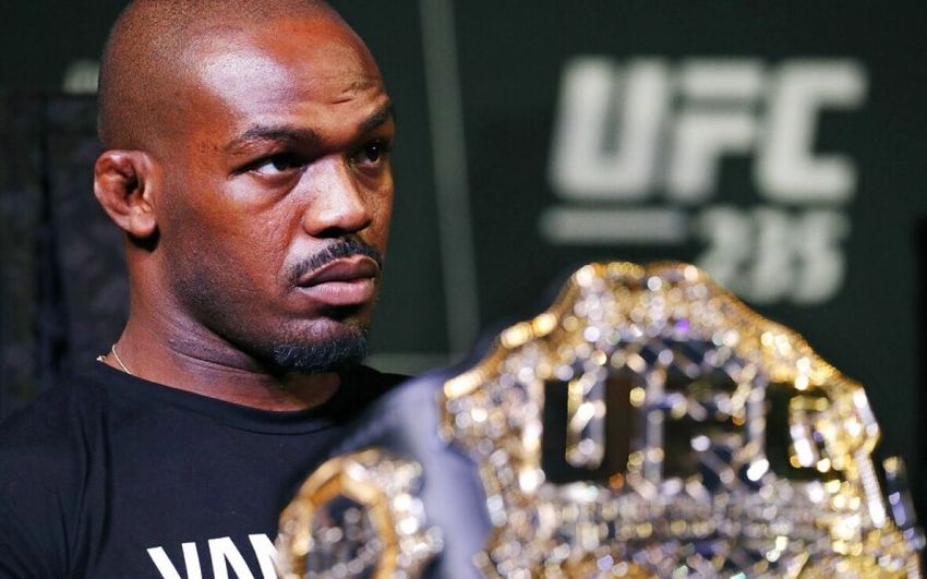 Джон Джонс ведет переговоры с UFC по поводу боя за титул в тяжелом весе