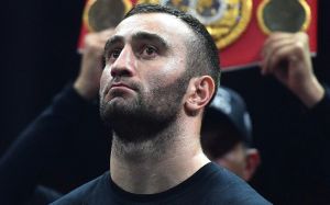 Мурат Гассиев получил паспорт гражданина Армении