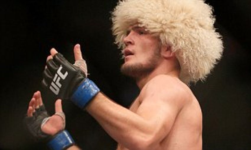 Хабиб Нурмагомедов отметил начало Рамадана, пожелав всем прощения грехов