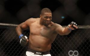 Уолт Харрис финишировал Сергея Спивака на UFC Fight Night 151
