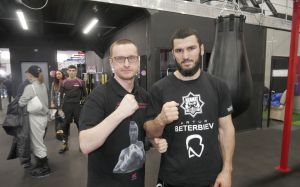 Артур Бетербиев: "Ковалев без пояса не интересен, с ним вопрос закрыт"
