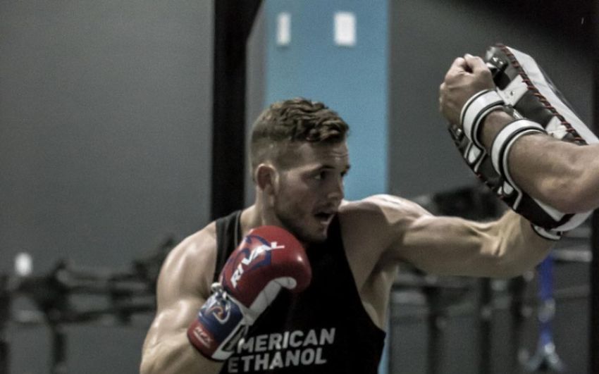  Молодой проспект Логан Сторли подписал контракт с лигой Bellator 