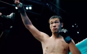 "Он киллер". Американец хочет подраться с Рахмоновым