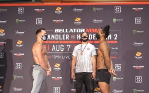 Майкл Чендлер нокаутировал Бенсона Хендерсона в первом раунде на Bellator 243